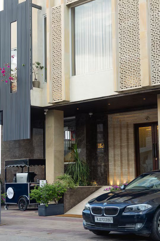 Oraka by My Downtown Aura Hotel