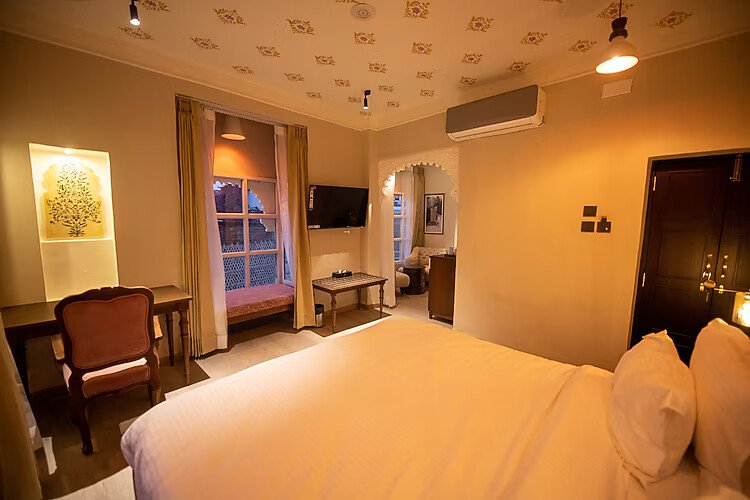4 Laal Ghat Premium Room OTC By Lal Ghat