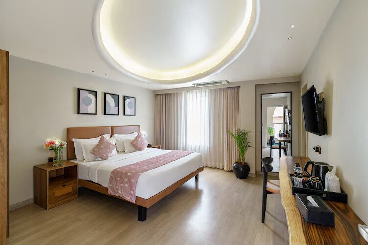 Executive Room Red Pier