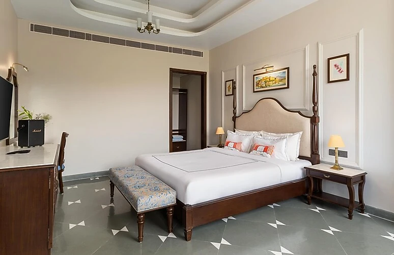 Luxury 10 BHK villa with private pool