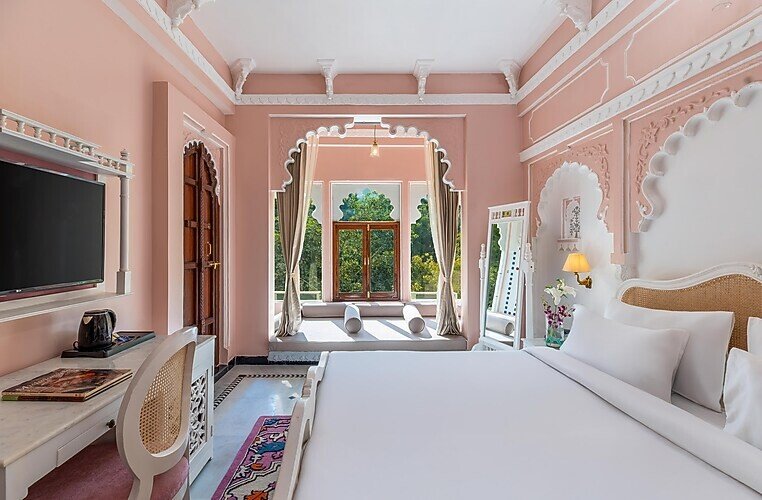 Heritage Luxury Room With Bathtub Oladar Haveli